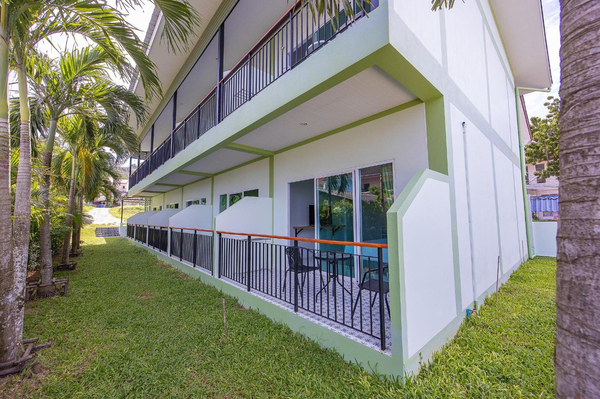 Karon Hotel At 22 Ngoại thất bức ảnh